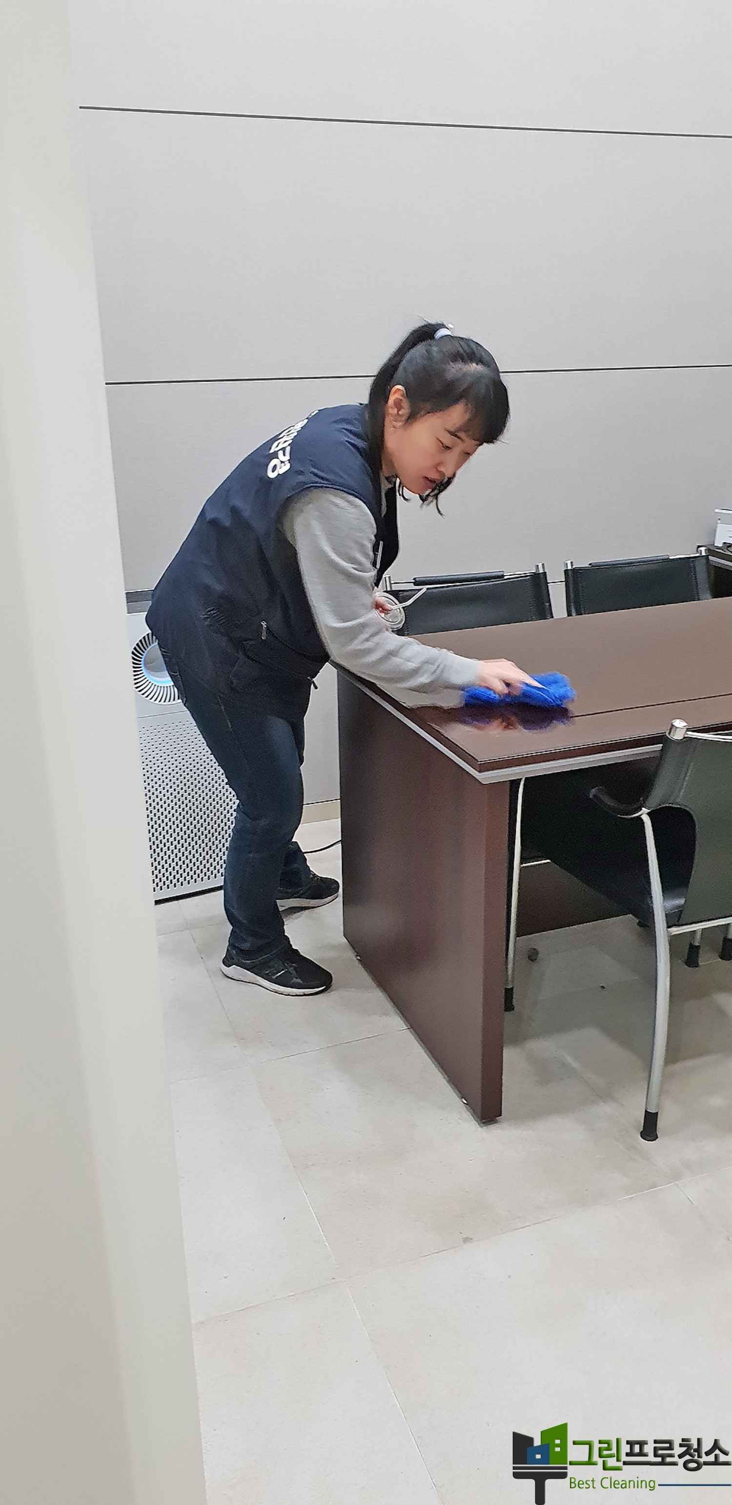 정기 청소 작업 모습5