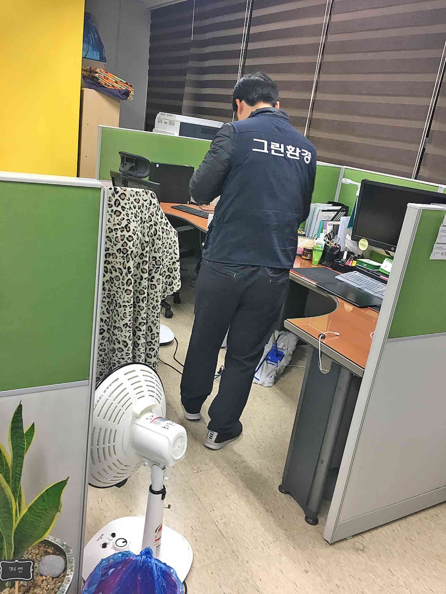 송도 사무실 청소 전문업체 작업 과정