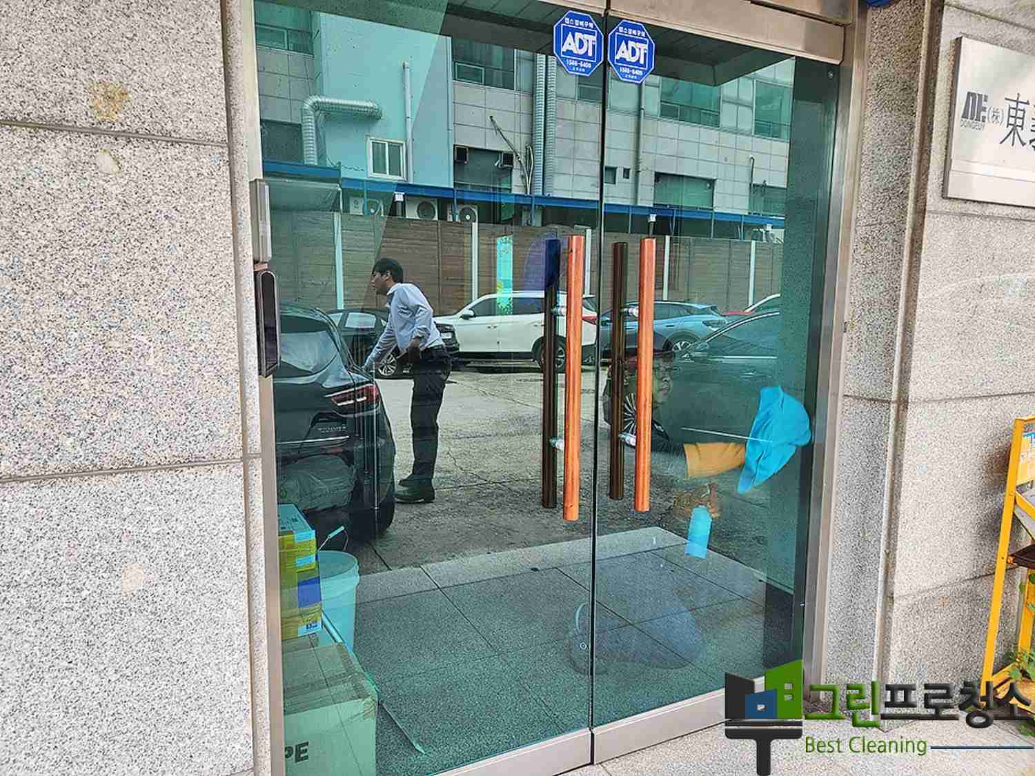 인천 공용계단 청소 이미지6