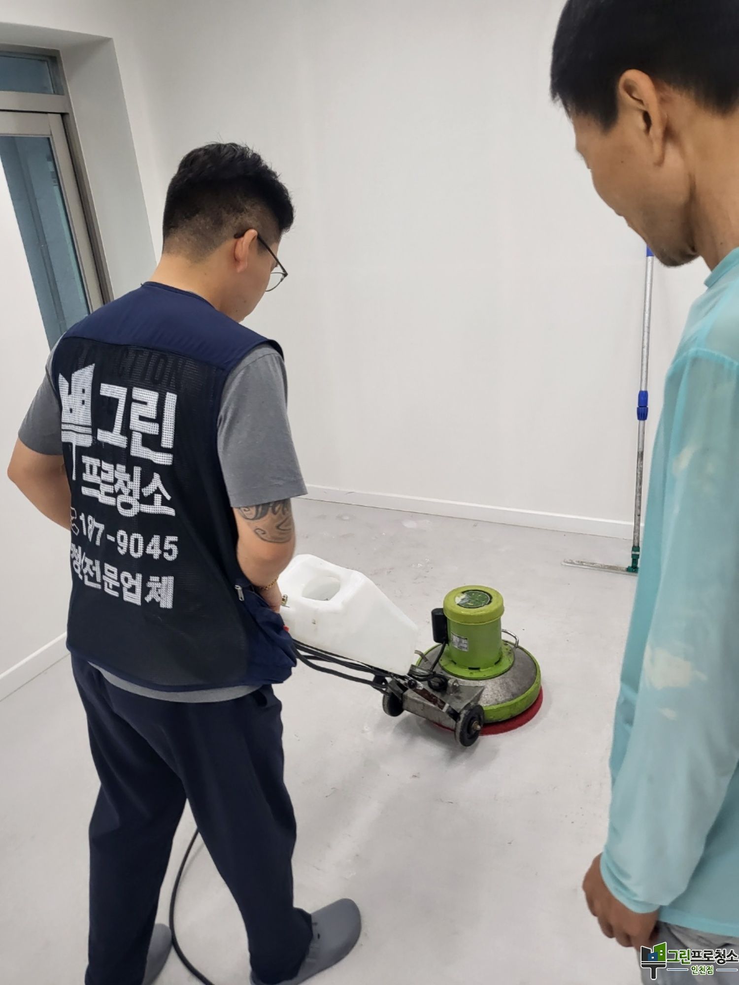  대표사진