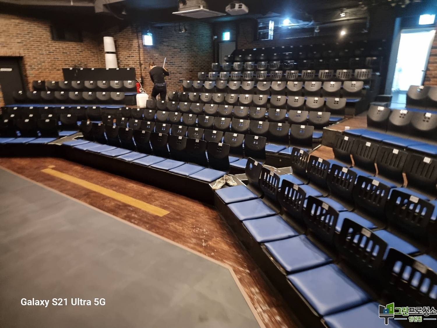 인천 영화관 청소 이미지8