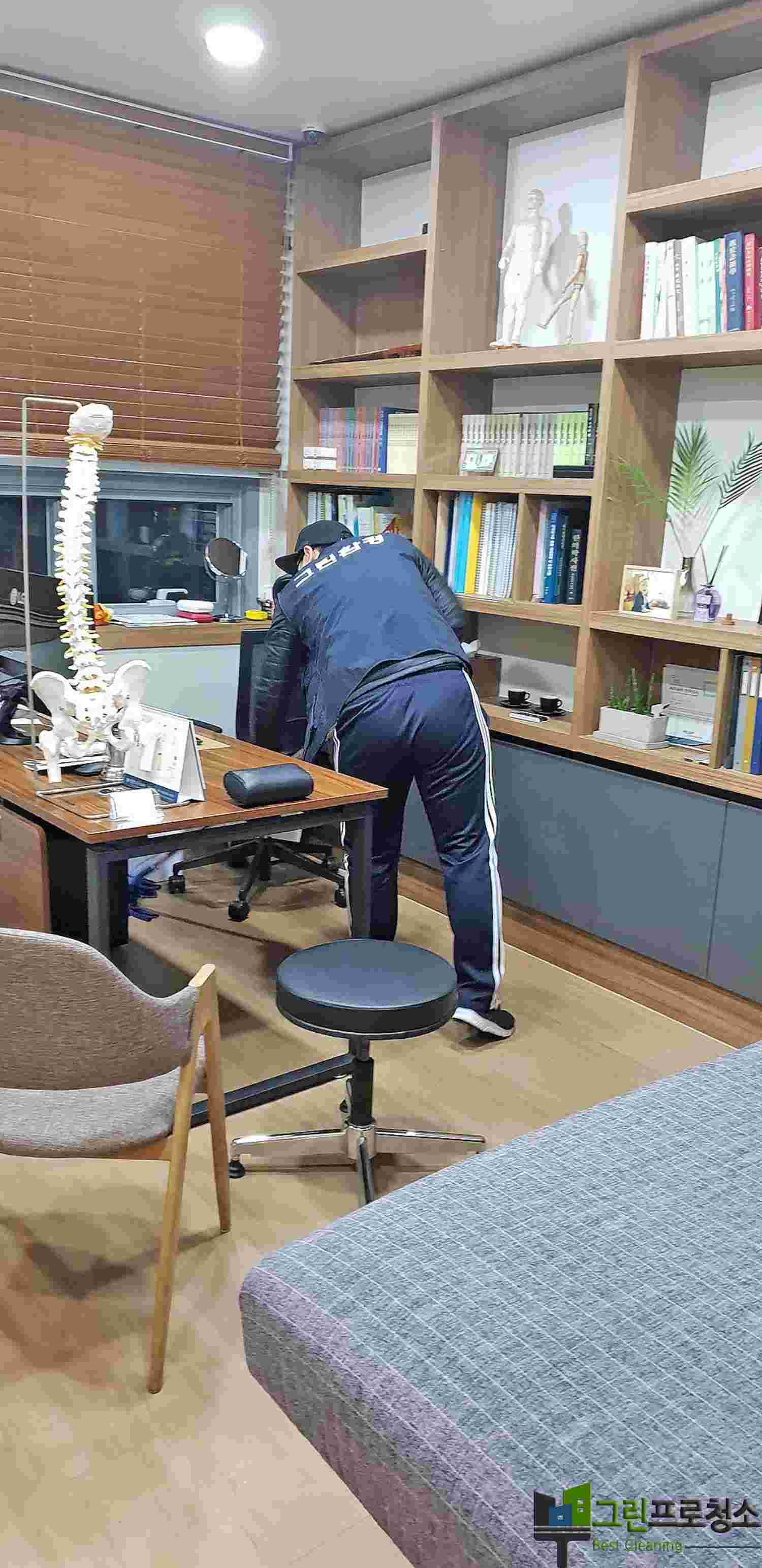 병원 청소 완료 후 깨끗한 환경